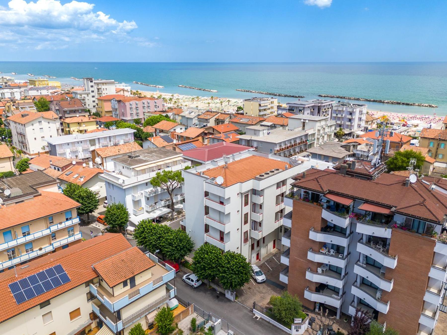 Hotel Nobel Rimini Exterior foto