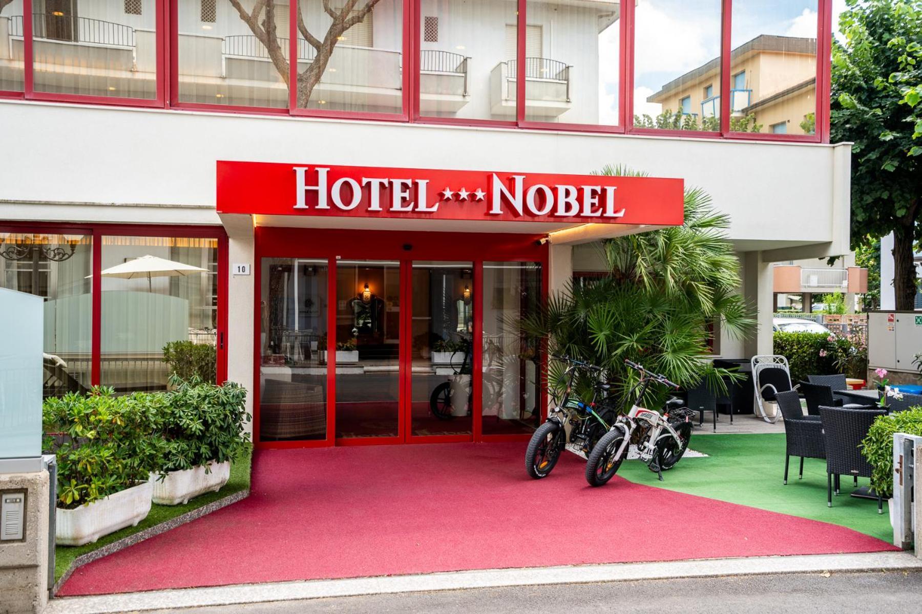 Hotel Nobel Rimini Exterior foto
